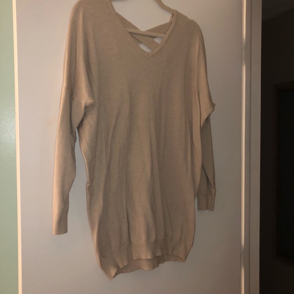 Dreamers Sweater - Picture 2 of 7